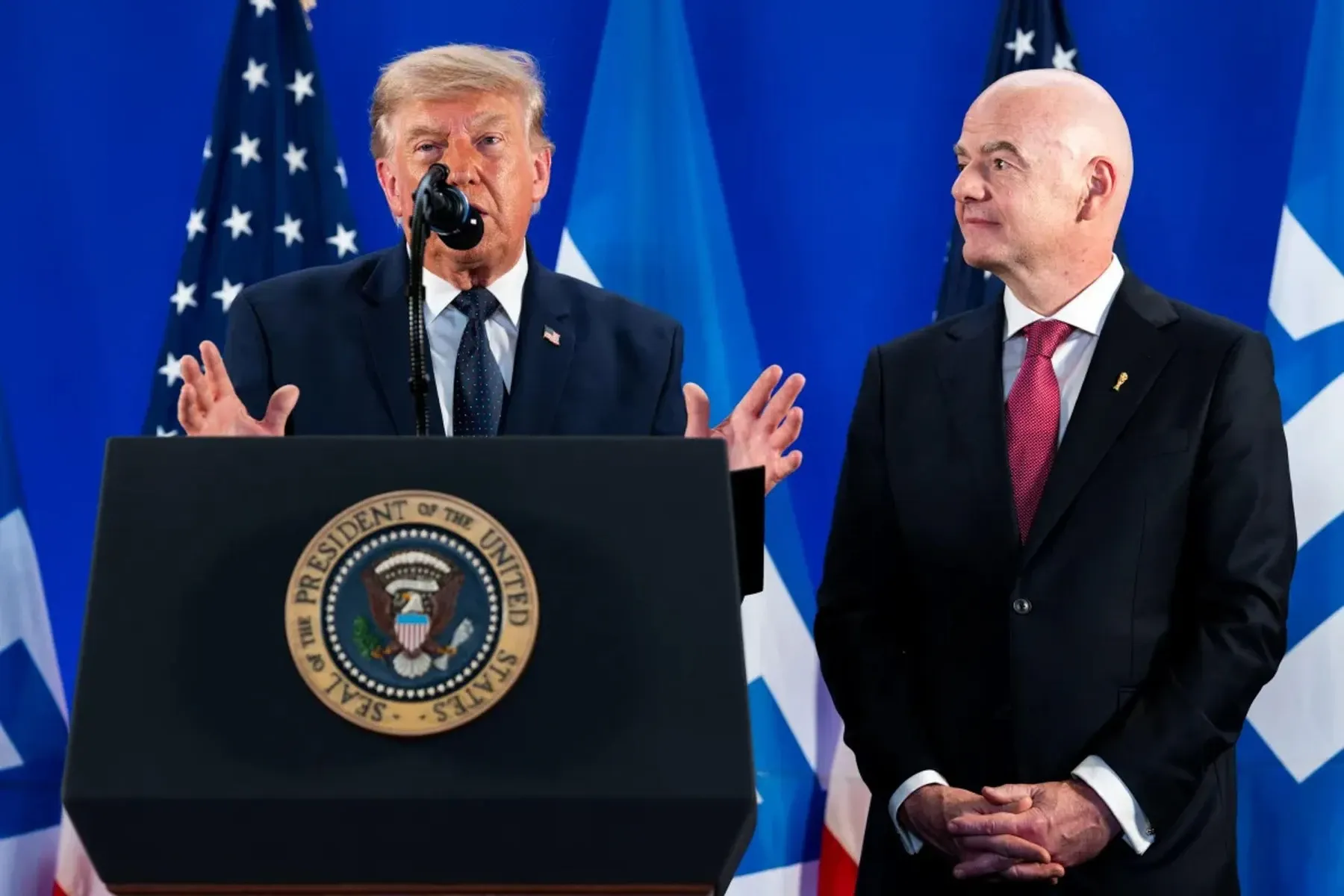 Trump și Infantino (foto: profimedia)