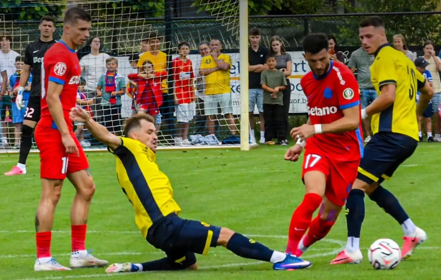 Meci amical între FCSB și Union St Gilloise, scor 0-4