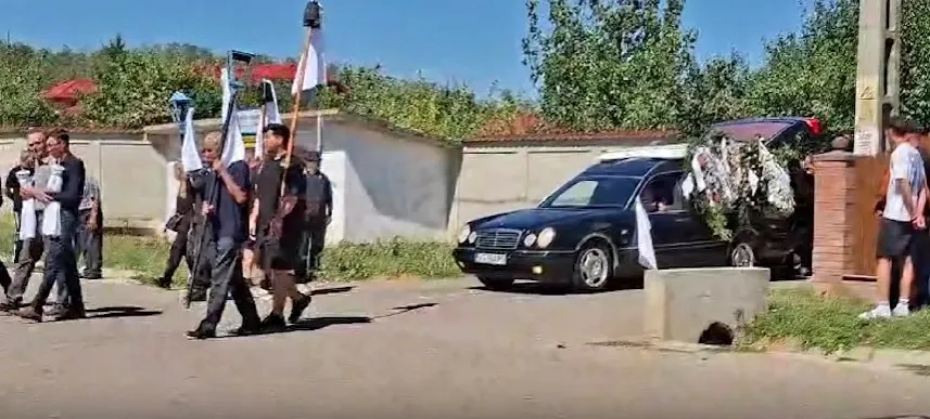 Înmormântarea celor doi frați