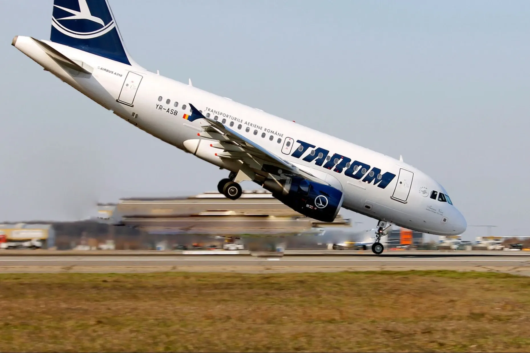 Aterizare de urgență TAROM