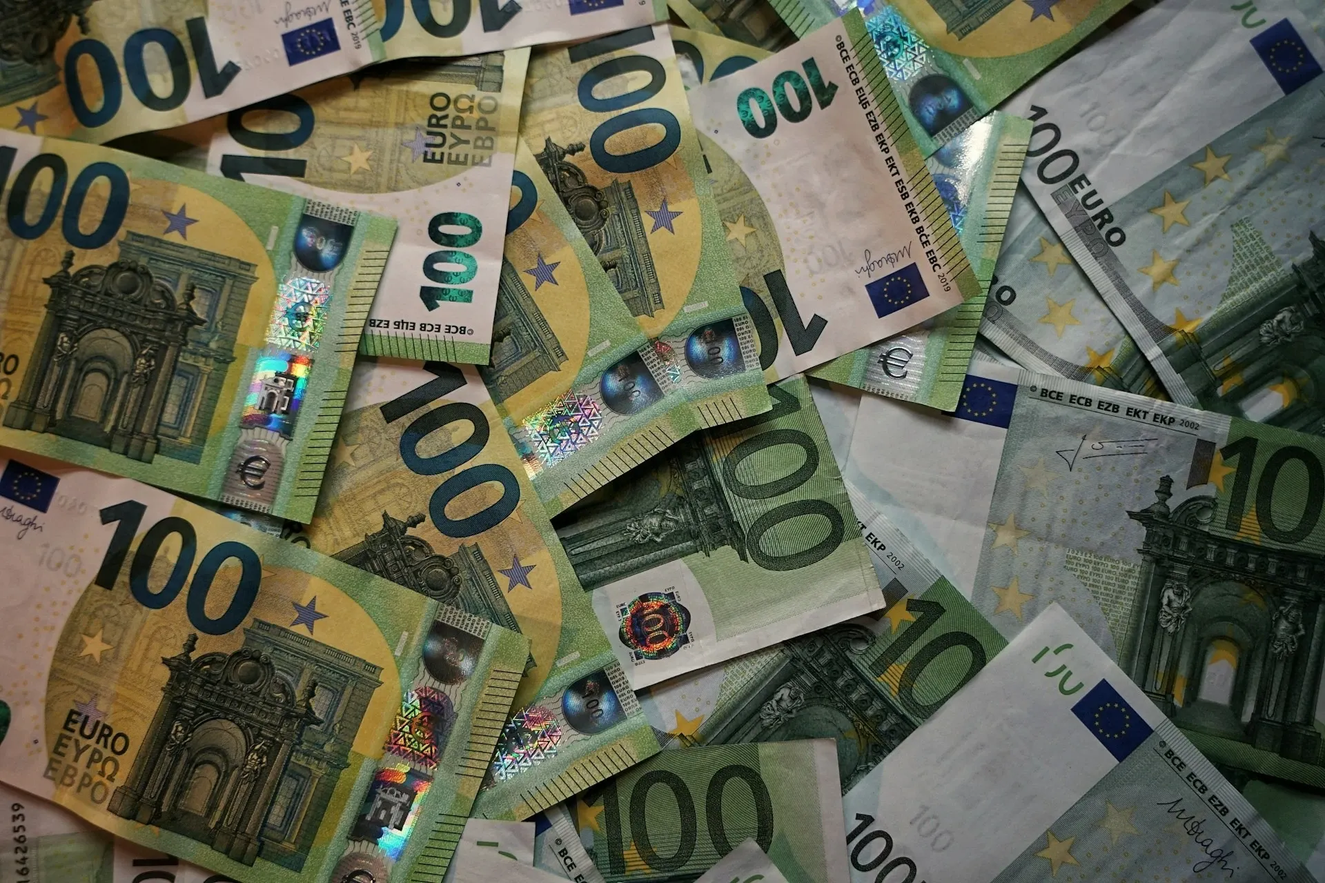 Euro / Sursa foto - Arhivă
