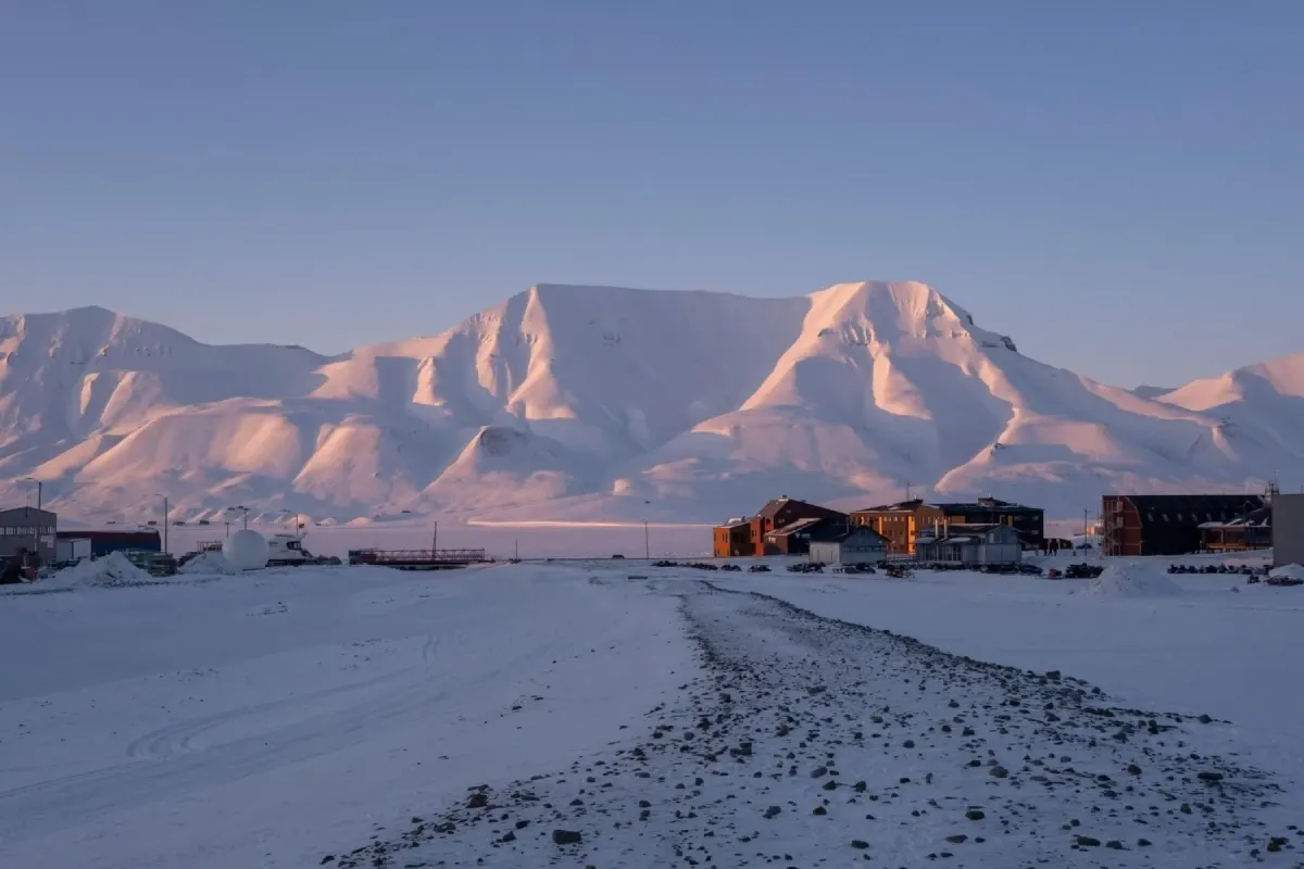  Longyearbyen