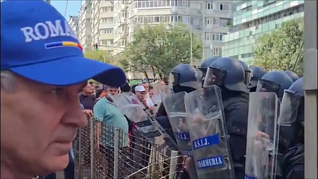 Cinci inculpați după violențele din Piața Victoriei. Foto: Inquam