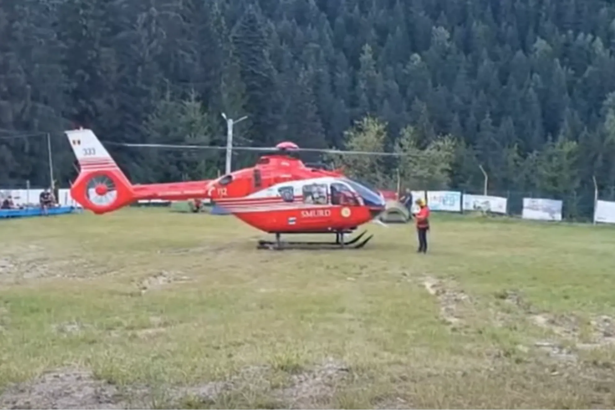 Turistă olandeză, evacuată cu elicopterul din Retezat