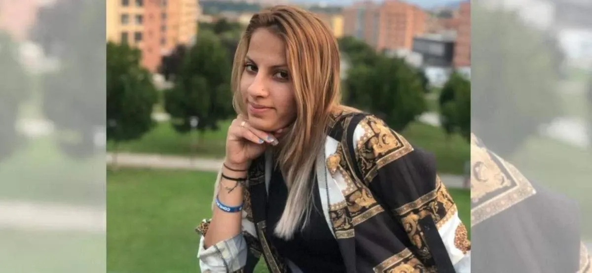 Tânără moartă