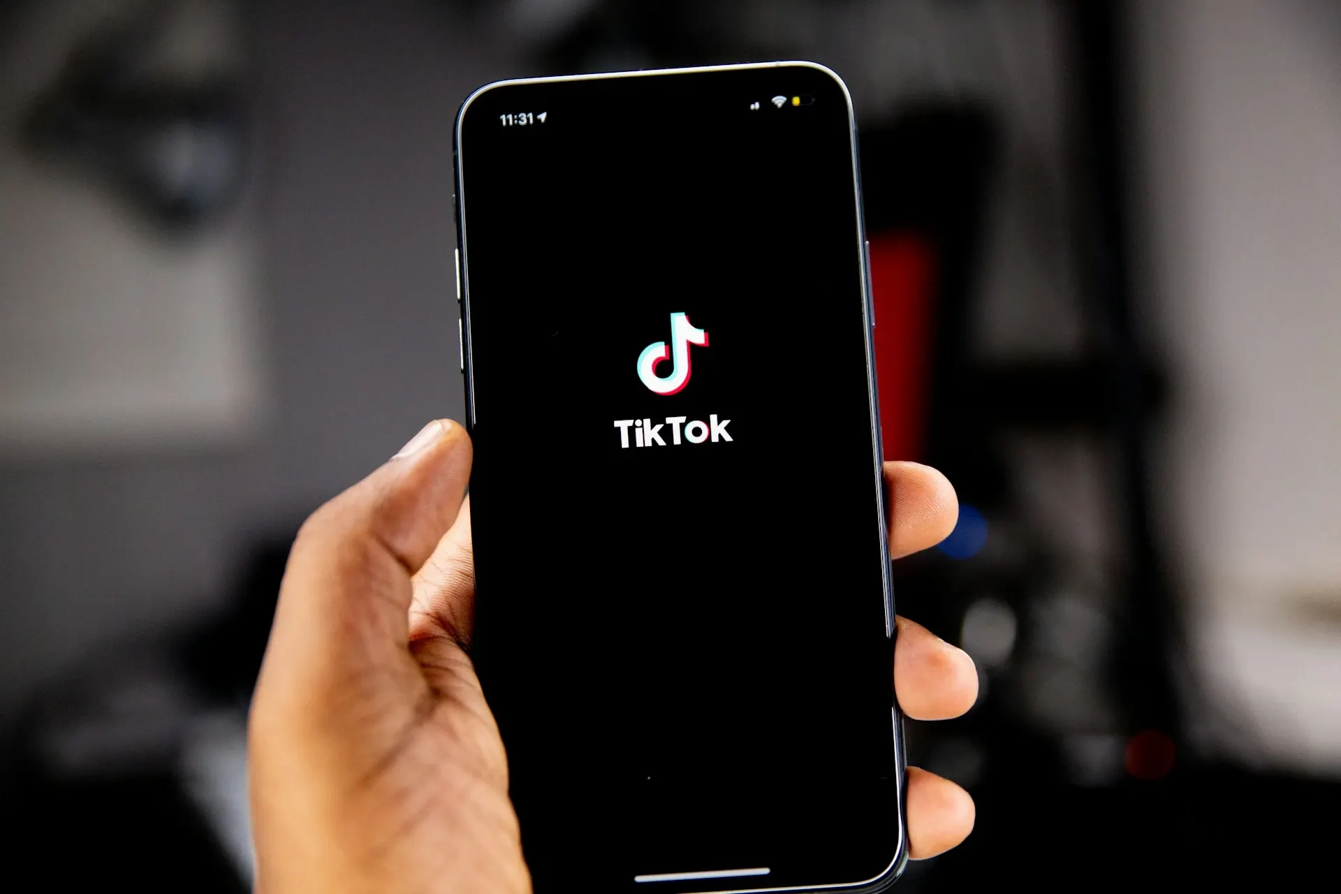 Tik Tok, restricții pentru copiii cu vârsta cuprinsă sub 13 ani