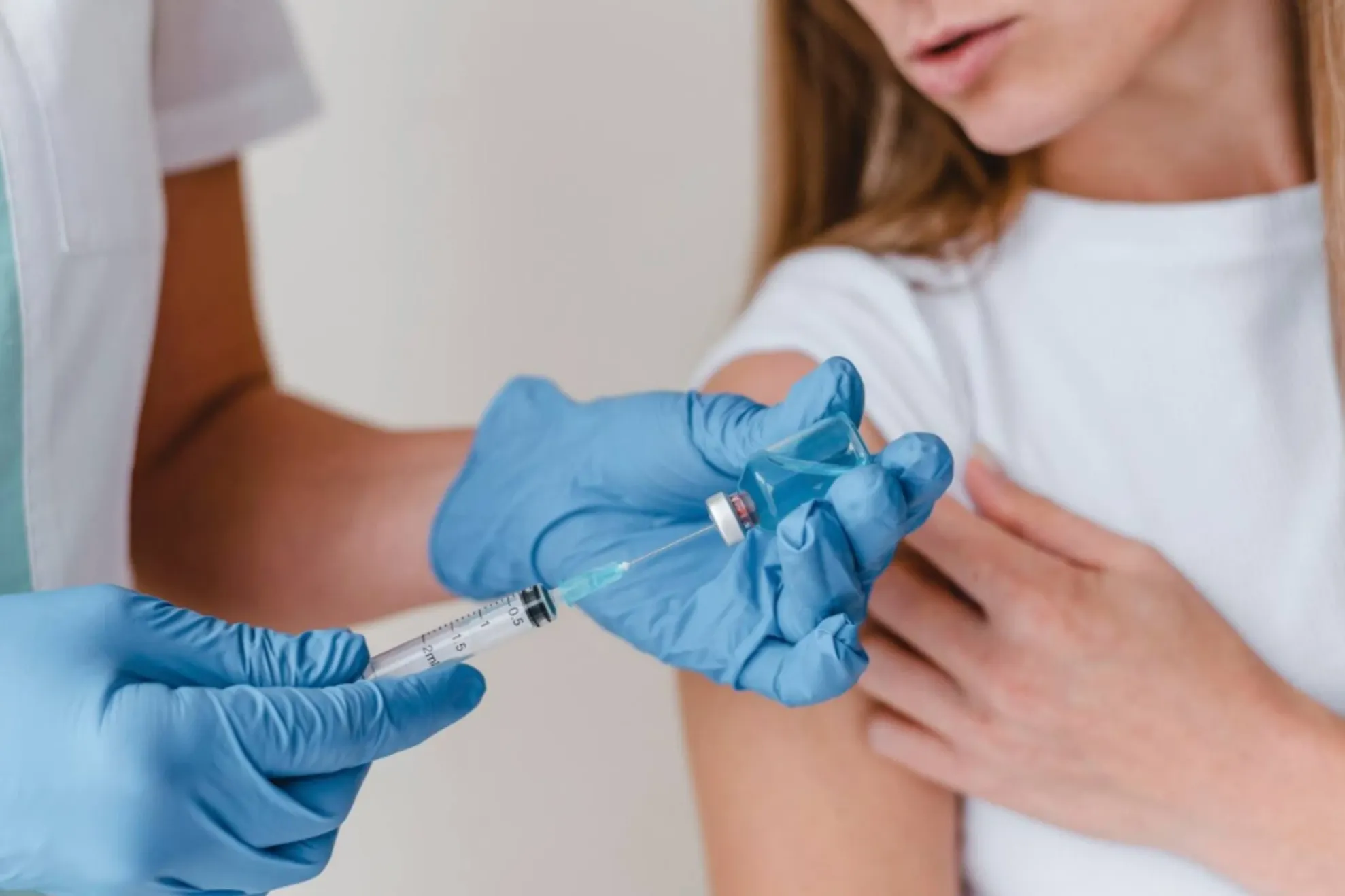 Vaccinul gripal ar putea fi decontat și pentru românii neasigurați.