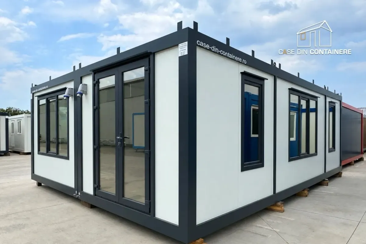 Casă din containere la cheie