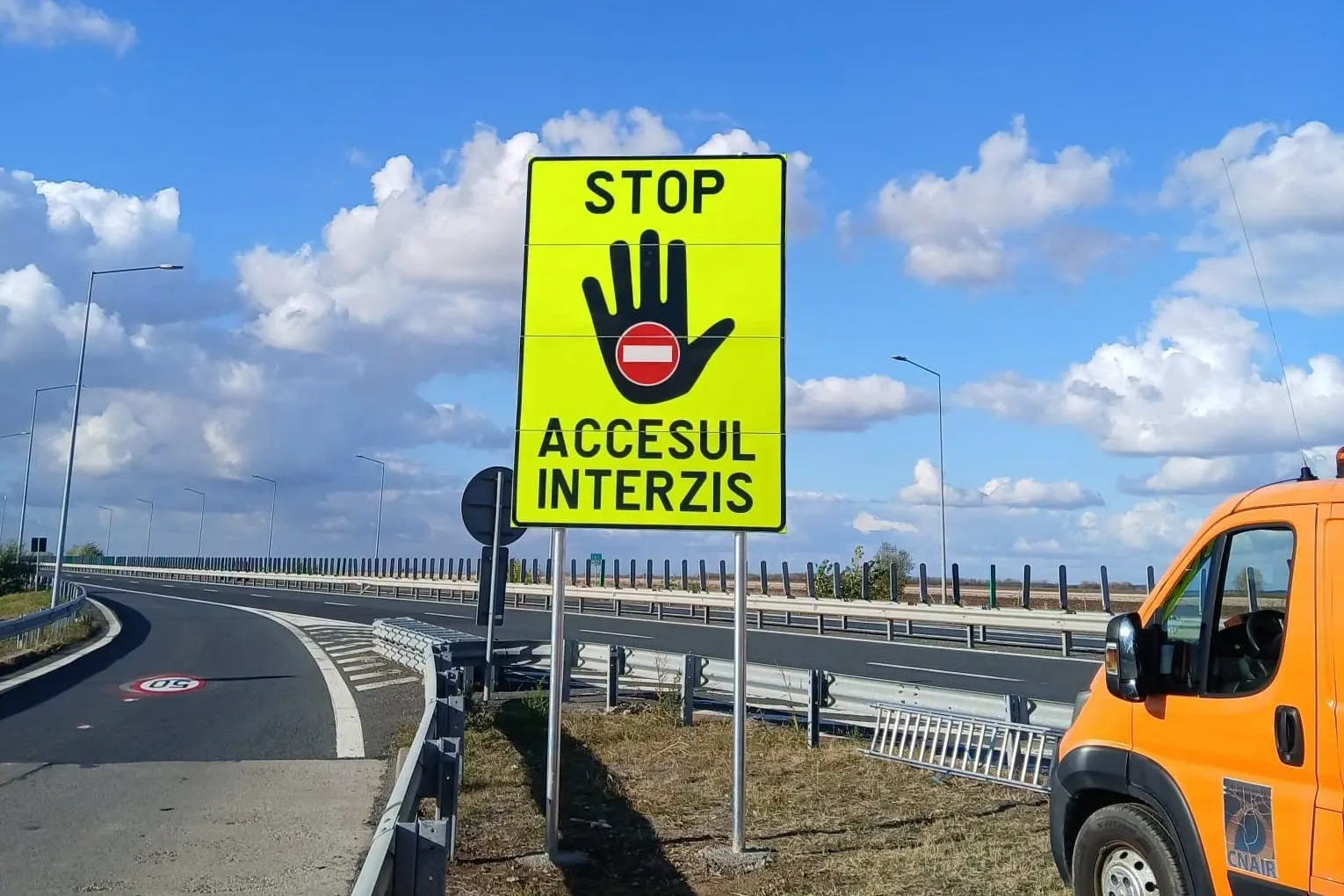 Indicatoare noi pe A1 și A11