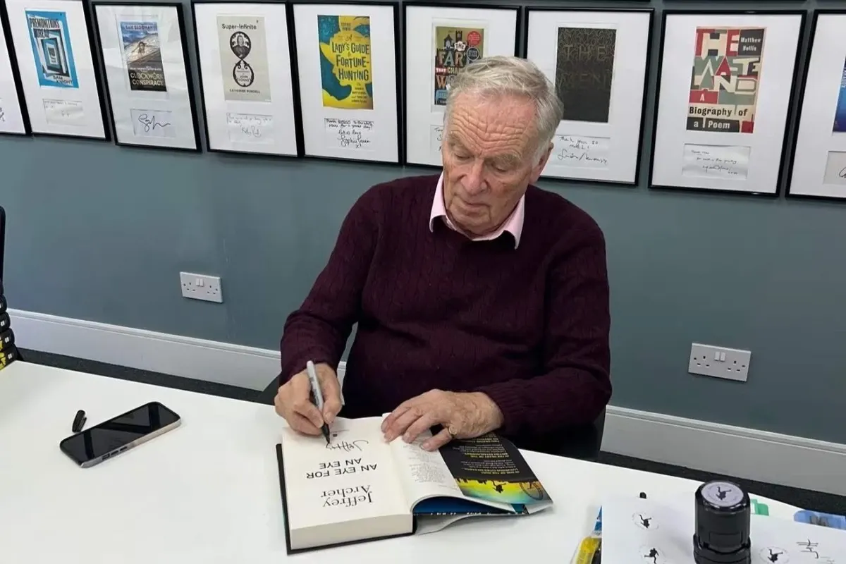 Jeffrey Archer / Sursa foto - Facebook