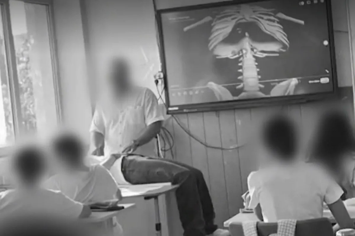 Profesor anchetat / Sursa foto - Captură video
