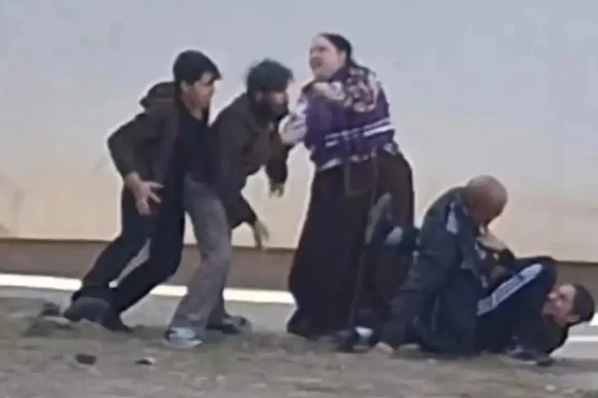 Profesor bătut / Sursa foto - Captură video