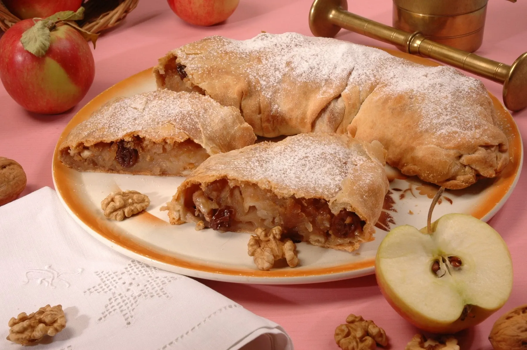Strudel cu mere/ Profimedia 