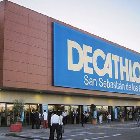 Retailerul de articole sportive Decathlon va investi 4 milioane de euro pentru intrarea pe piaţa românească