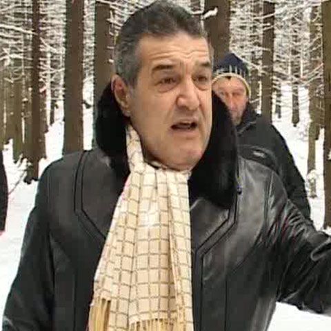 Gigi Becali a inventat un nou sport de iarnă: alergatul prin pădure