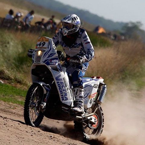 Emanuel Gyenes şi Marcel Butuză s-au retras de la Dakar 2009 din cauza accidentărilor