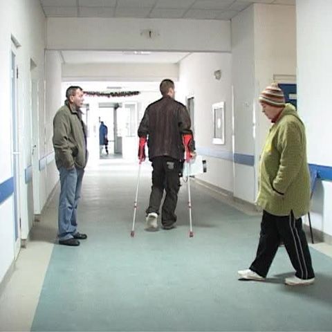 Pacienţii de la Spitalul Judeţean Timişoara îşi cumpără singuri tratamentul în perioada spitalizării