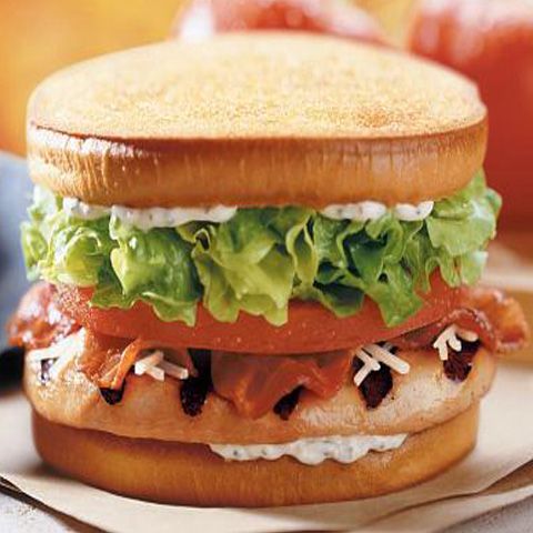 Burger King sabotează Facebook prin mituirea utilizatorilor cu un Whopper gratuit