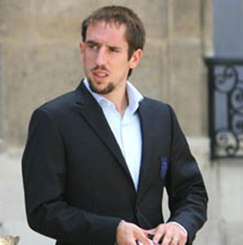 Ribery a lovit autocarul lui Bayern Munchen în parcarea unui hotel din Dubai 