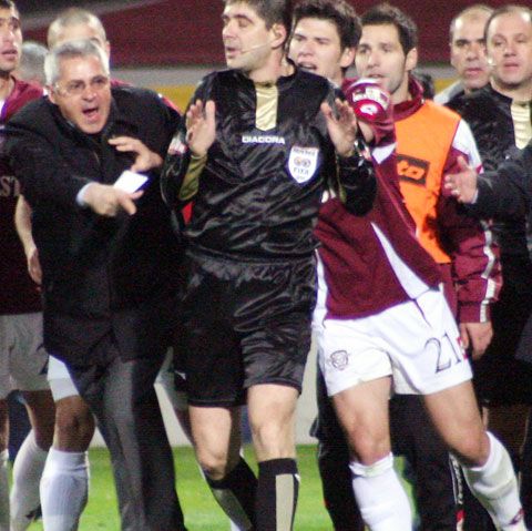 Alexandru Deaconu va arbitra partida Malta-Albania din preliminarii CM 2010