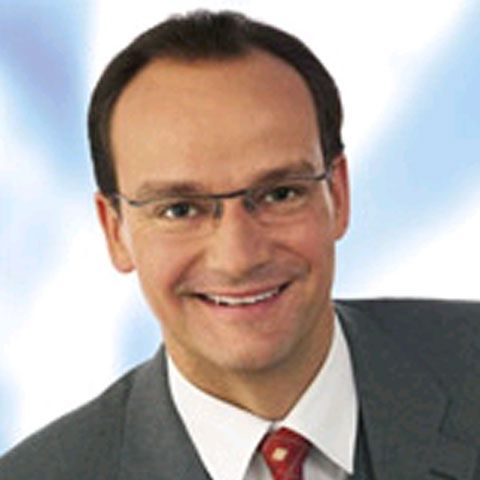 Gunther Krichbaum:  Europa aşteaptă verdicte în cazuri gen Năstase pentru ridicarea monitorizării justiţiei