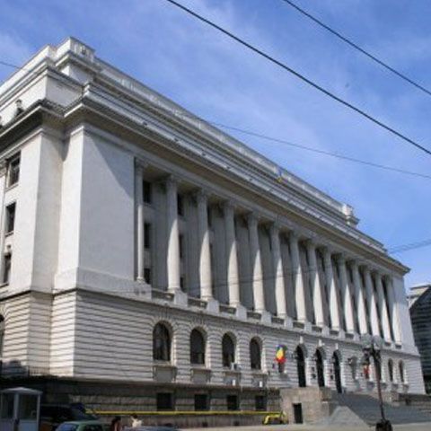 BNR: Băncile pot acorda credite mai mari pentru locuinţe