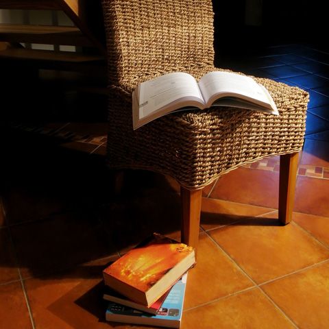 "Middlemarch", "Moby Dick" şi "Anna Karenina", primele pe lista cărţilor care trebuie citite