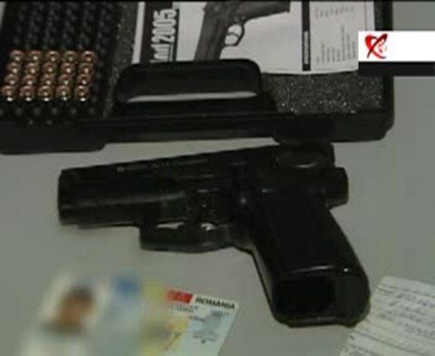 Românii cumpără arme cu gaze din Bulgaria şi le modifică în România