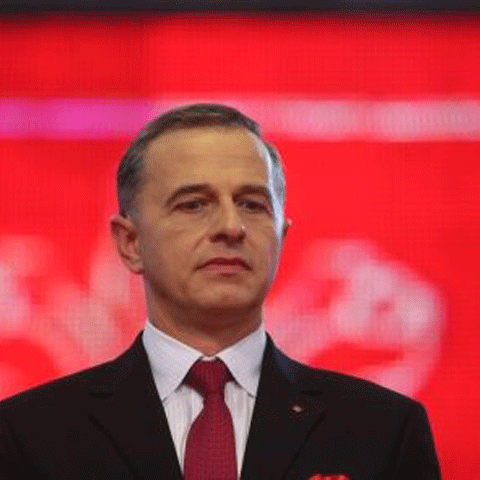 Geoană impune modelul "Ciocu' mic" şi la PSD
