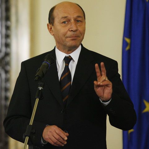 Băsescu: Confirm cifra de 7,5% a Comisiei Europene cu privire la deficitul bugetar al României