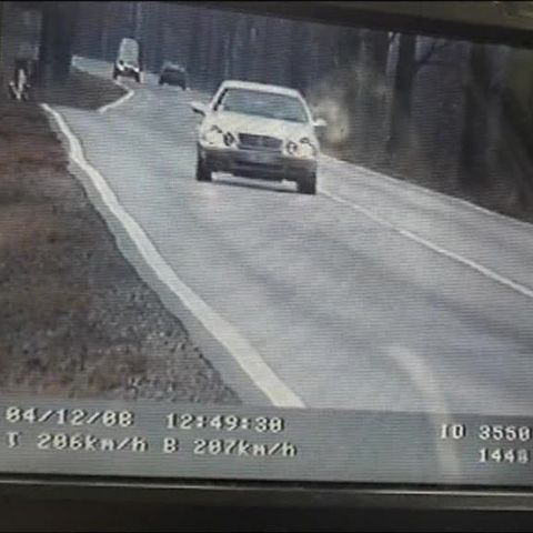 Schumacher de Hunedoara: 207 kilometri la oră pe un drum naţional