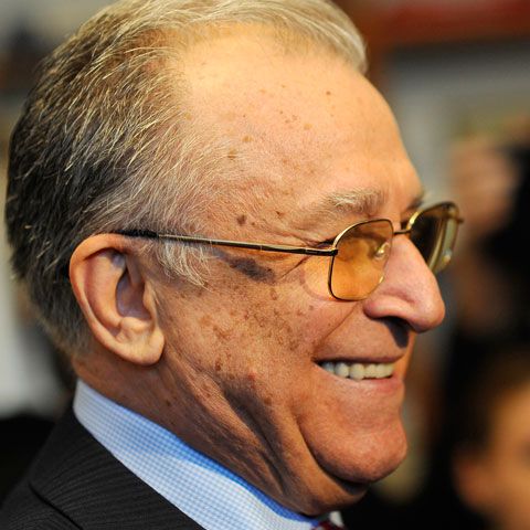 Ion Iliescu spune că Băsescu l-a asigurat că scandalul interceptărilor este "o făcătură"