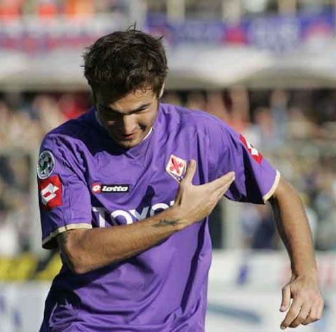 Alessandro Moggi: "Mutu vrea să rămînă la Fiorentina până la finalul carierei"