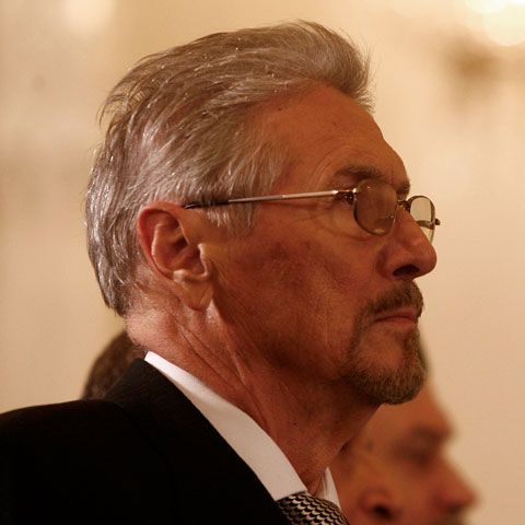 Scrisoarea lui Emil Constantinescu referitoare la ascultarea telefoanelor politicienilor, trimisă la conducerea Parlamentului
