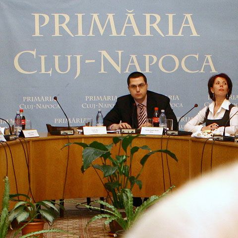 Nouă candidaţi s-au înscris pentru funcţia de primar al Clujului