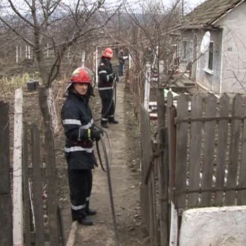 Doi copii din localitatea constănţeană Murfatlar au ars de vii în casă 
