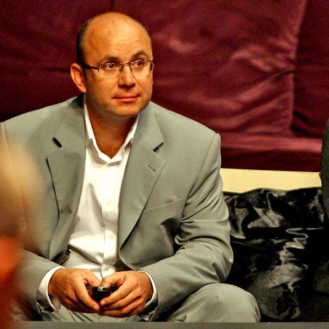 Cozmin Guşă a decis să se retragă de la şefia PIN