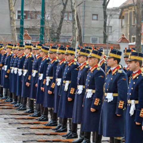Cine vrea să ajungă la Cotroceni