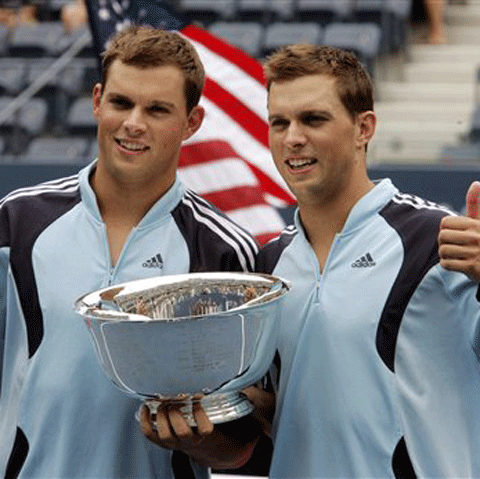 Tenis - Fraţii Mike şi Bob Bryan au câştigat proba de dublu la Australian Open 