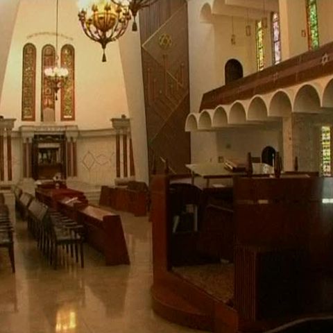 15 agresori necunoscuţi au atacat o sinagogă din Caracas 