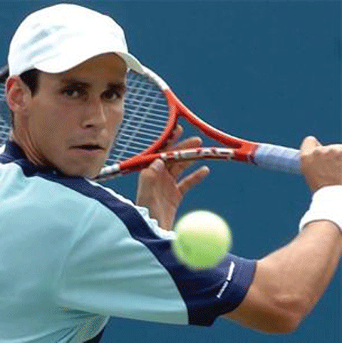 Victor Hănescu a urcat trei locuri în clasamentul ATP, până pe poziţia 41 
