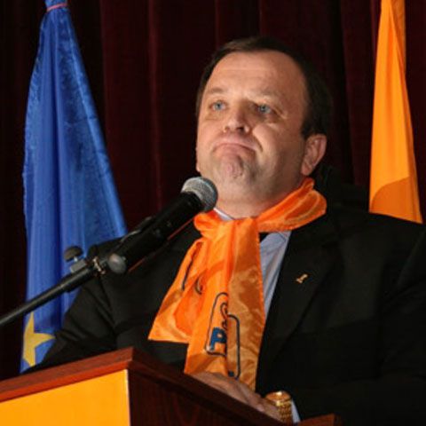 Flutur: Între PD-L şi PSD au mai rămas probleme minore pe plan local 