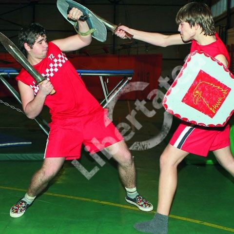 Transformă copiii în "Gladiatori"