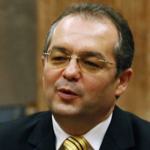 Emil Boc: UE ar putea tăia fondurile europene destinate României
