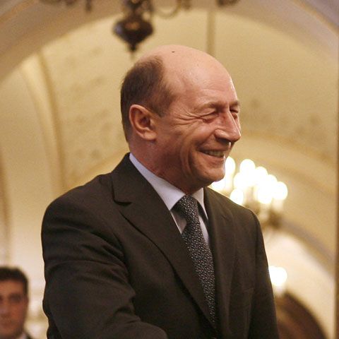 Traian Băsescu: Statul trebuie să se protejeze de mogulii din presă care îl discreditează 
