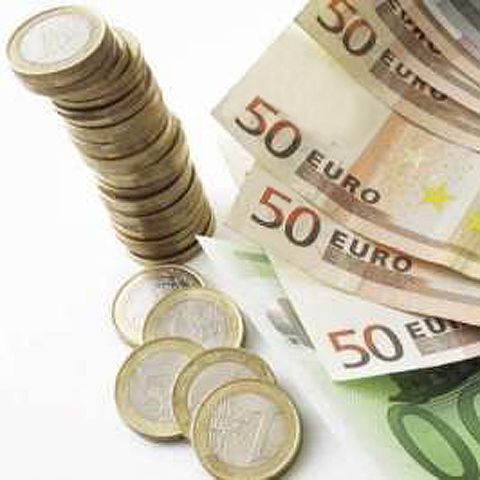 Standard&Poor's: România ar putea pierde fondurile europene din cauza Guvernului