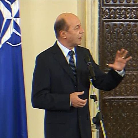 Traian Băsescu: Nu cred că trebuie să acuzăm sistemele, ci să le curăţăm 