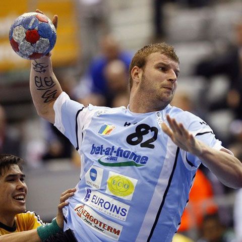 Marian Cozma a fost înmormântat în prezenţa a peste 1.000 de oameni