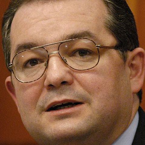  Boc îi păsuieşte pe cei păcăliţi de Tăriceanu cu taxa auto triplă