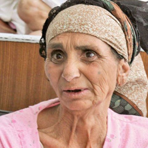 Generaţia bătrânilor singuri acasă